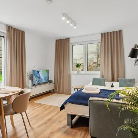 Zwei Fuer Bis Zu 8 Personen Zentral, Modern, Mit Terrasse & Balkon Apartment Bielefeld