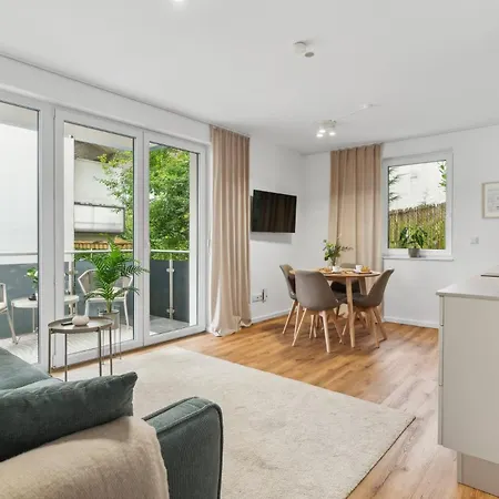 Zwei Fuer Bis Zu 8 Personen Zentral, Modern, Mit Terrasse & Balkon بيليفيلد