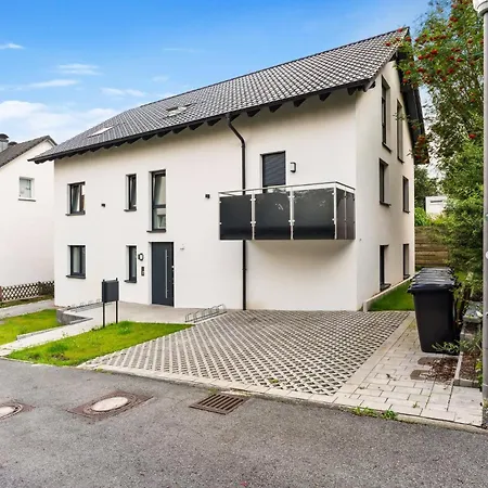 Apartment Zwei Fuer Bis Zu 8 Personen Zentral, Modern, Mit Terrasse & Balkon Bielefeld