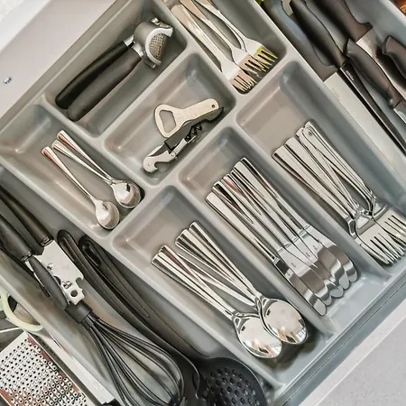 Zwei Fuer Bis Zu 8 Personen Zentral, Modern, Mit Terrasse & Balkon