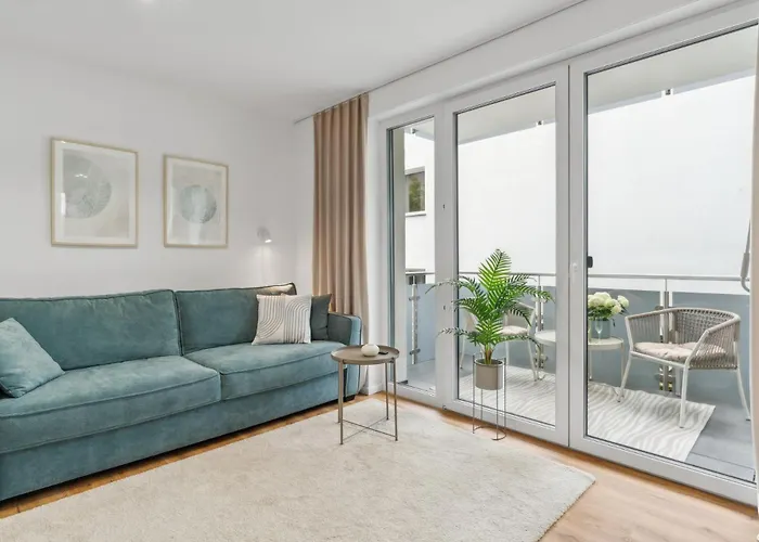 Zwei Fuer Bis Zu 8 Personen Zentral, Modern, Mit Terrasse & Balkon * Bielefeld