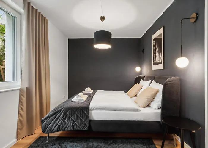 Zwei Fuer Bis Zu 8 Personen Zentral, Modern, Mit Terrasse & Balkon Bielefeld