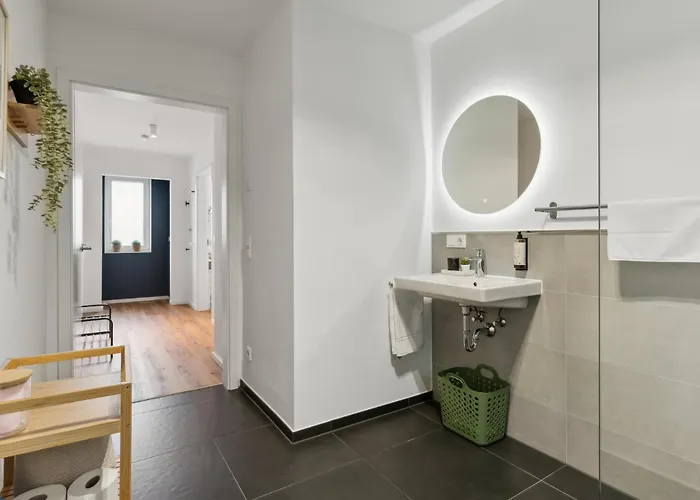 Zwei Fuer Bis Zu 8 Personen Zentral, Modern, Mit Terrasse & Balkon Lejlighed Bielefeld