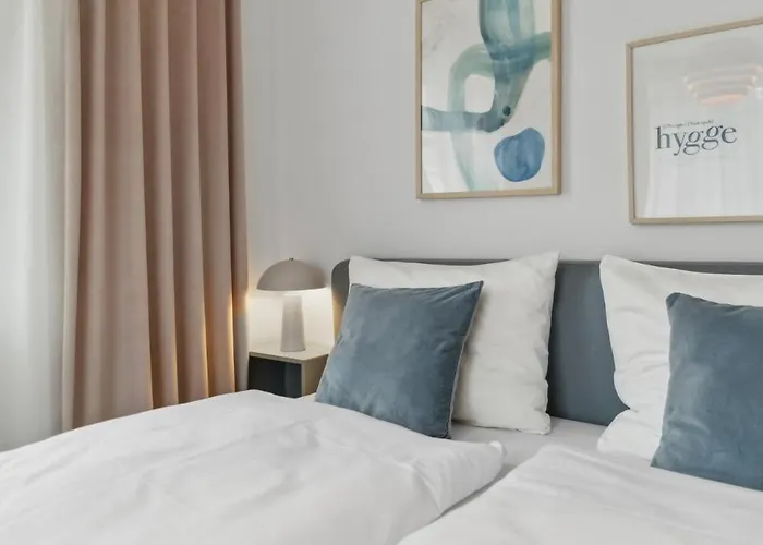 Zwei Fuer Bis Zu 8 Personen Zentral, Modern, Mit Terrasse & Balkon Lejlighed *