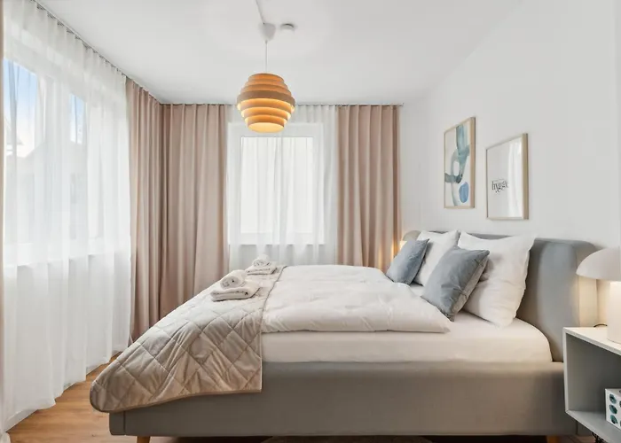 Zwei Fuer Bis Zu 8 Personen Zentral, Modern, Mit Terrasse & Balkon Lejlighed Bielefeld