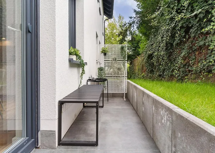 Zwei Fuer Bis Zu 8 Personen Zentral, Modern, Mit Terrasse & Balkon Lejlighed