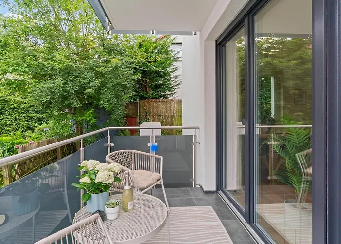 Lejlighed Zwei Fuer Bis Zu 8 Personen Zentral, Modern, Mit Terrasse & Balkon