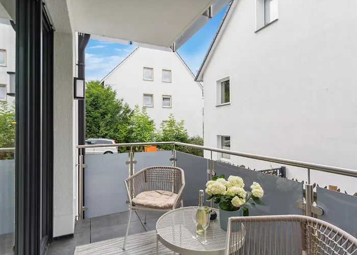 Zwei Fuer Bis Zu 8 Personen Zentral, Modern, Mit Terrasse & Balkon Bielefeld